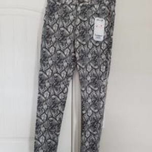 NWT Seven 7 Snake skin print tummy less pants size 14
